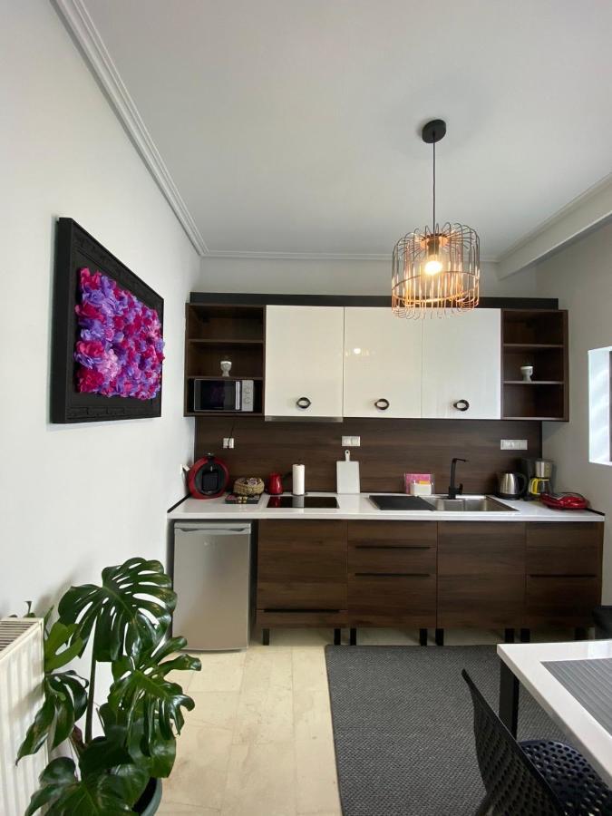 Urban Maison Larissa Exterior foto